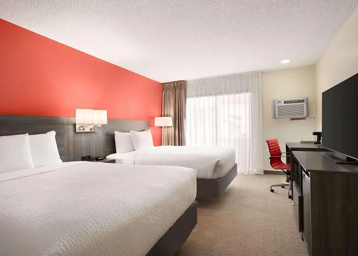 Ramada By Wyndham Tucson Airport Hotel