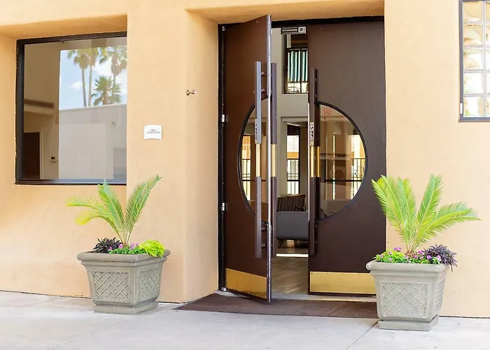 Ramada By Wyndham Tucson Airport 3* Drexel Heights